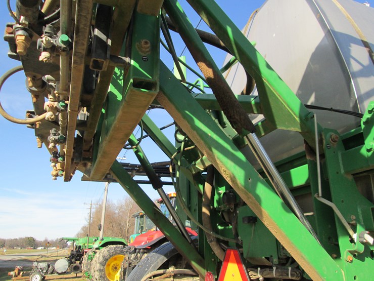 john-deere-4830-image-9