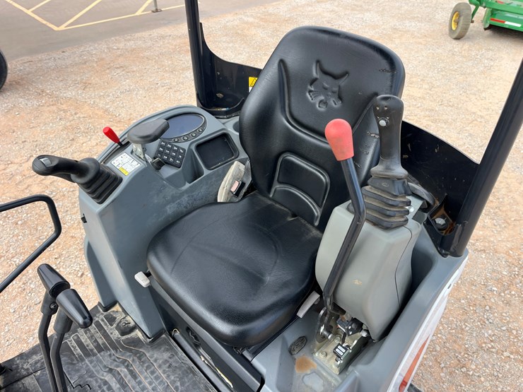 2023-bobcat-e20-image-15