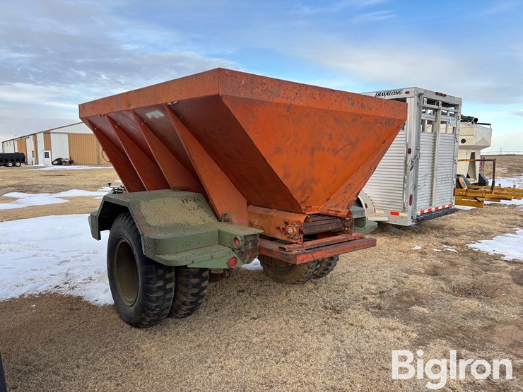 1983-utility-tool-&-body-/-shop-built-dry-box-spreader/sand-buggy-track-filler-image-7