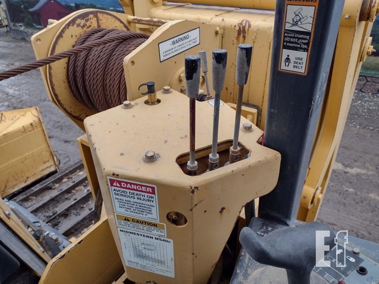 2012-deere-700k-lgp-image-9