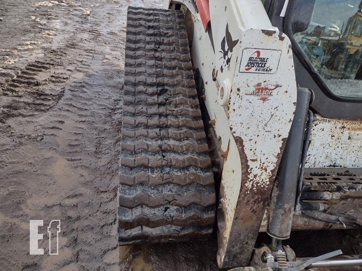 2014-bobcat-t750-image-35