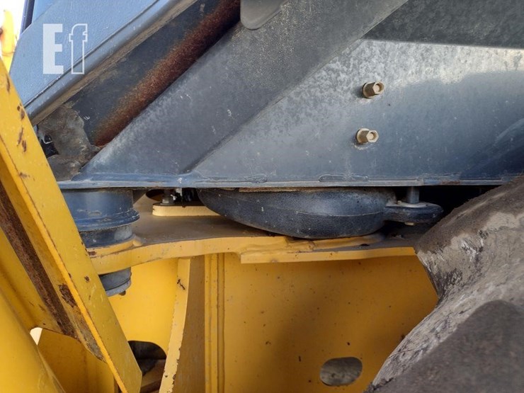 2018-deere-410l-image-26