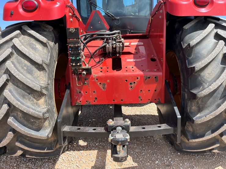 2017-versatile-610-image-13