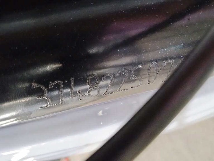 #21-•-electric-bike-(irev)---white-image-7