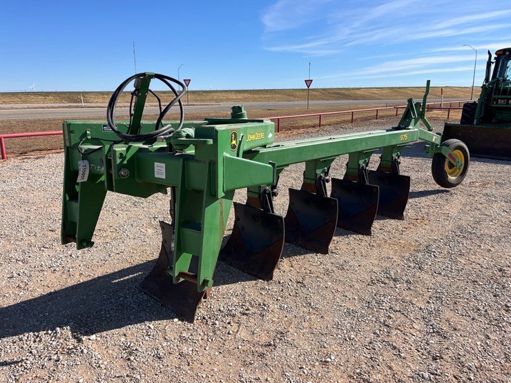 2018-john-deere-975-image-1