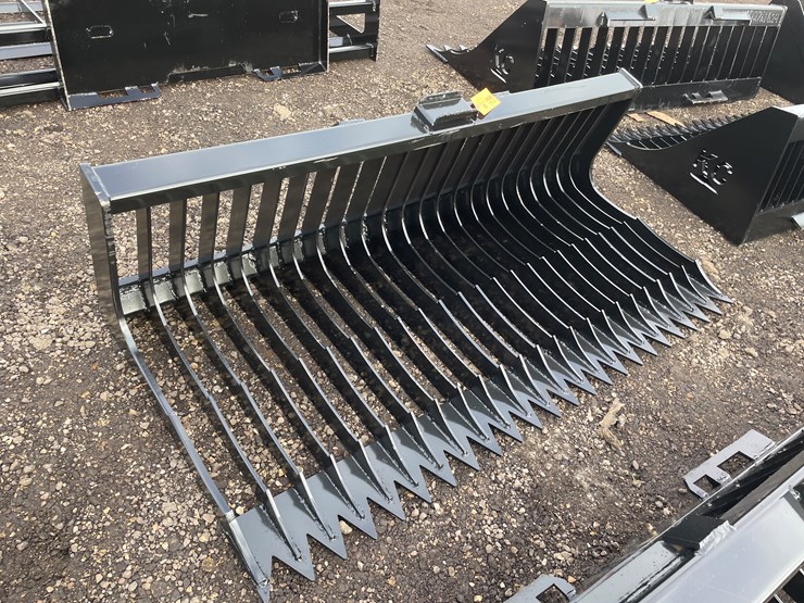 #2064-•-72"-low-side-fine-skeleton-bucket-image-1