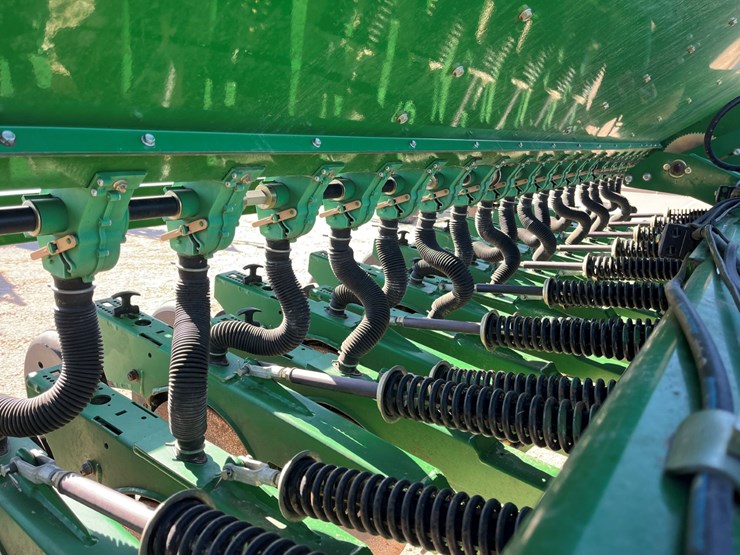 2016-great-plains-3s4000-image-14