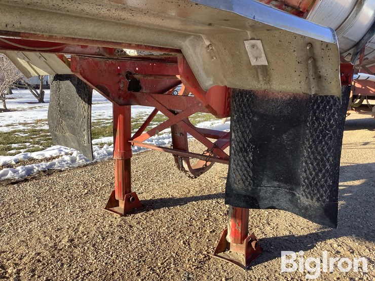 1968-fruehauf-trailer-image-15