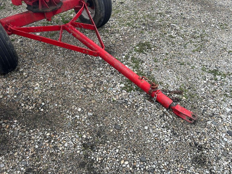 1000-gal.-nh3-tank-on-gear-#101-sells-offsite-image-2