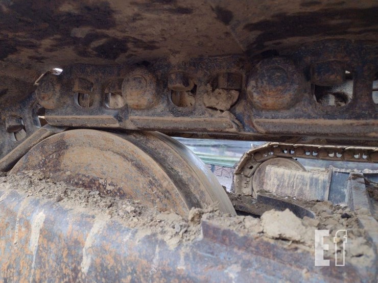 2017-case-cx210d-image-40