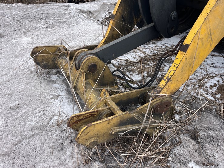 new-holland-w130b-image-5