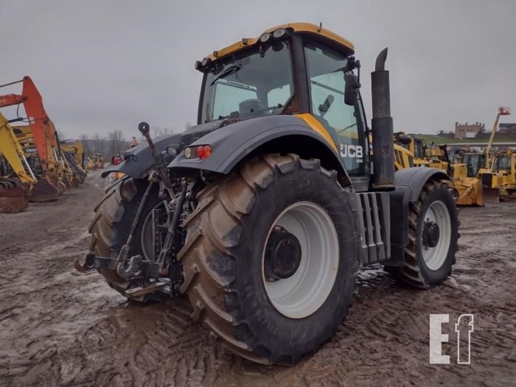 jcb-fastrac-8250-image-27
