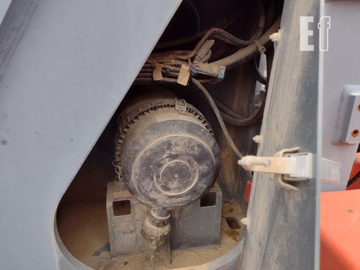 2018-skyjack-sj843th-image-23