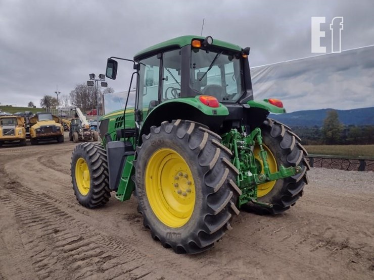2014-john-deere-6140m-image-25