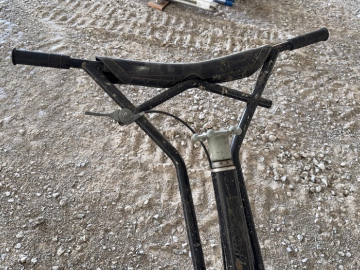 2016-whiteman-b46h90-image-9