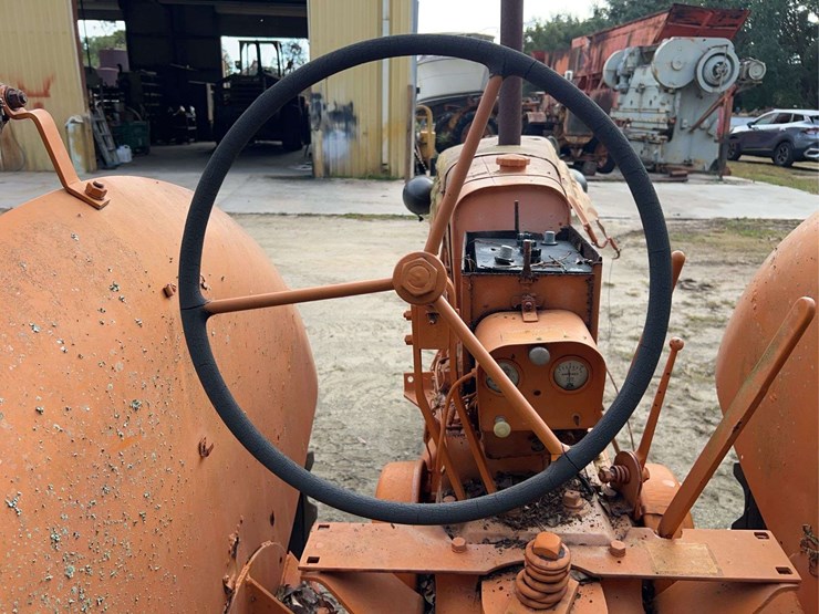 minneapolis-moline-ztu-image-44