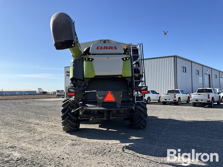 2022-claas-lexion-8600tt-image-6