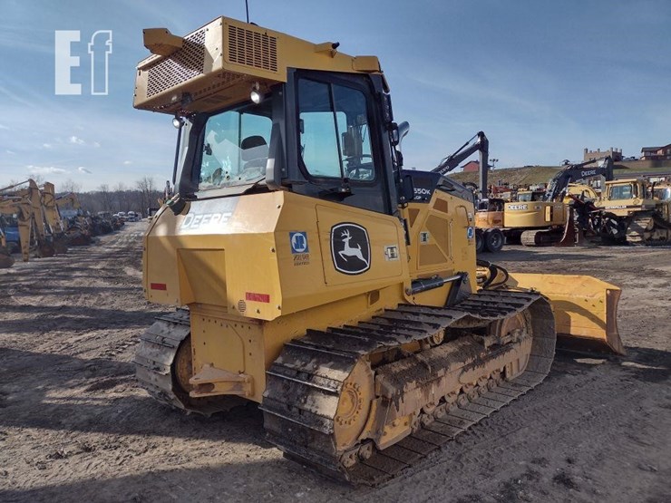 2021-deere-650k-lgp-image-49