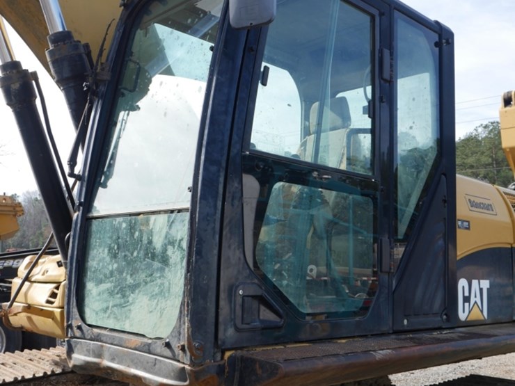 caterpillar-320dl-image-10