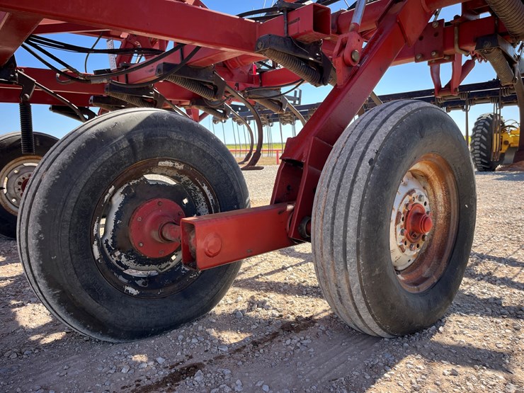 case-ih-4300-image-14