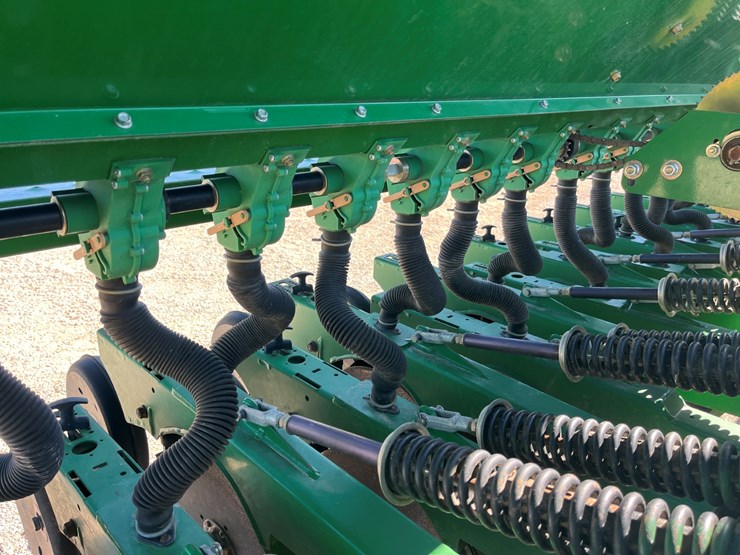 2016-great-plains-3s4000-image-9