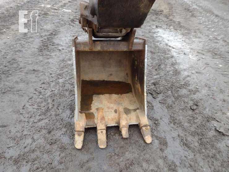 2012-kubota-kx121-3-image-14