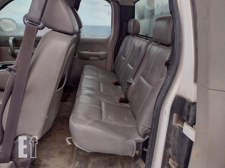 2008-gmc-3500-image-14