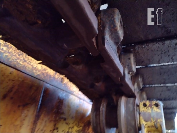 2004-komatsu-d65ex-15-image-27