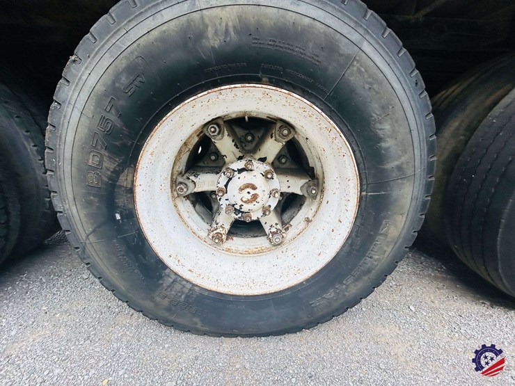 1992-white/gmc-wg-image-24