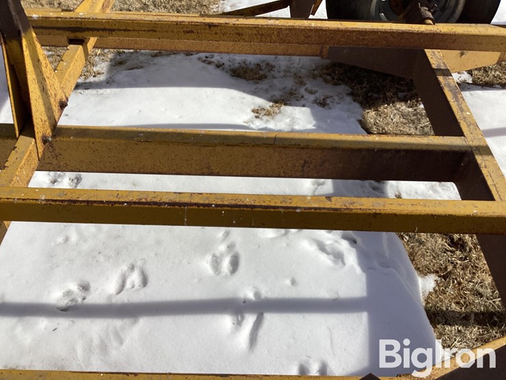 tilt-bed-6-bale-mover-image-20