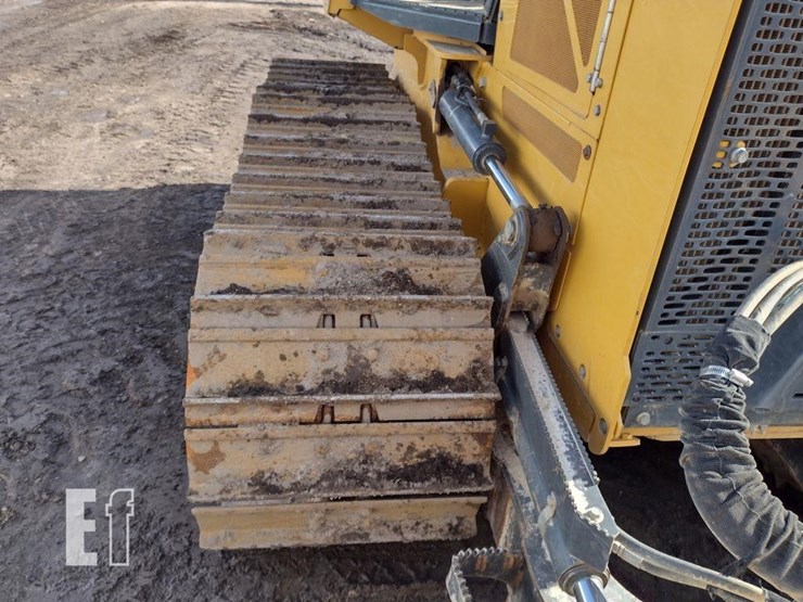 2020-deere-450k-image-31