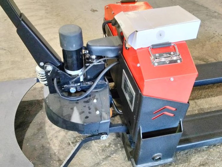 #152-•-motorized-pallet-jack-image-5