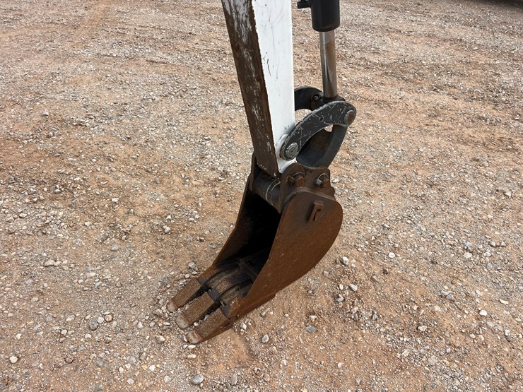 2023-bobcat-e20-image-7