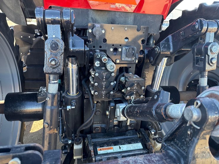 2012-case-ih-315-magnum-mfwd-tractor-image-16