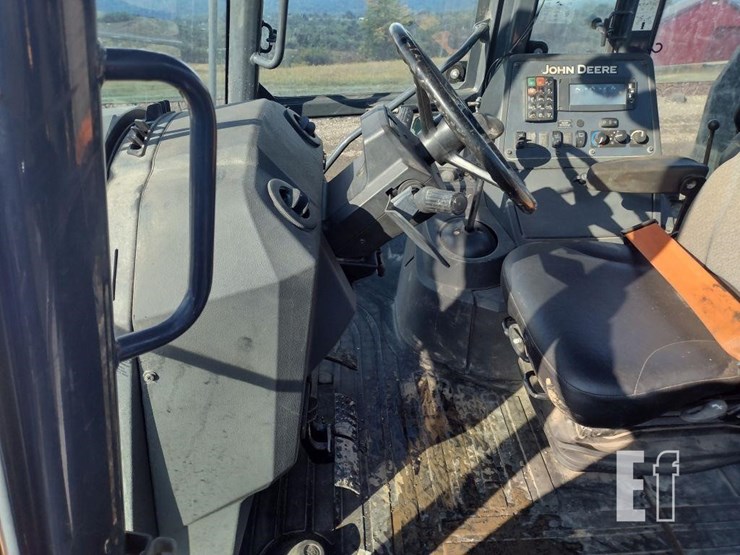 2018-deere-410l-image-16