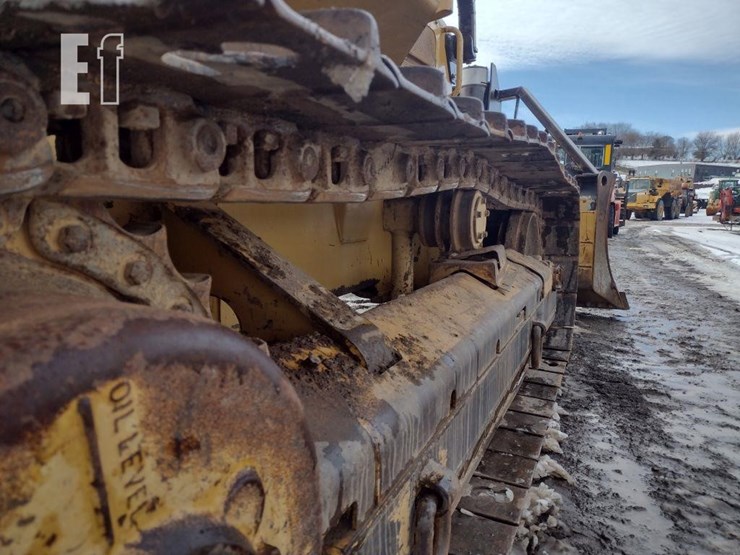 2005-caterpillar-d4g-xl-image-36