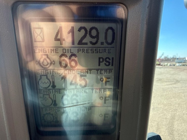 2012-case-ih-315-magnum-mfwd-tractor-image-30