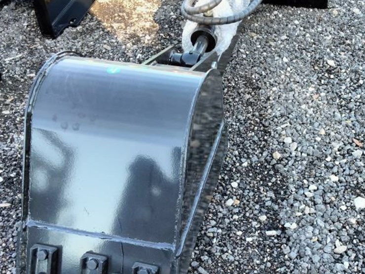 #248-•-mini-skid-steer-hydraulic-backhoe-image-3