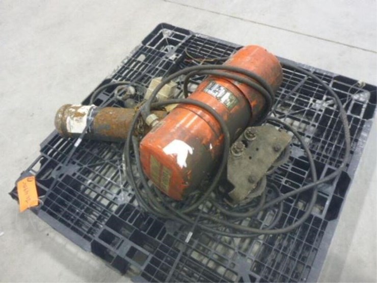 cm-lodestar-1,000-kg-electric-trolley-chain-hoist-image-3