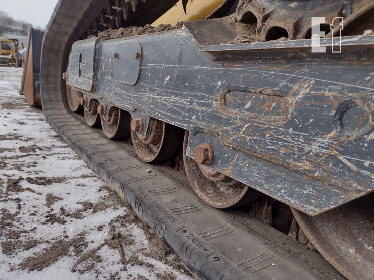 2021-deere-325g-image-23