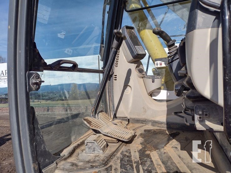 kobelco-sk230sr-lc-5-image-12