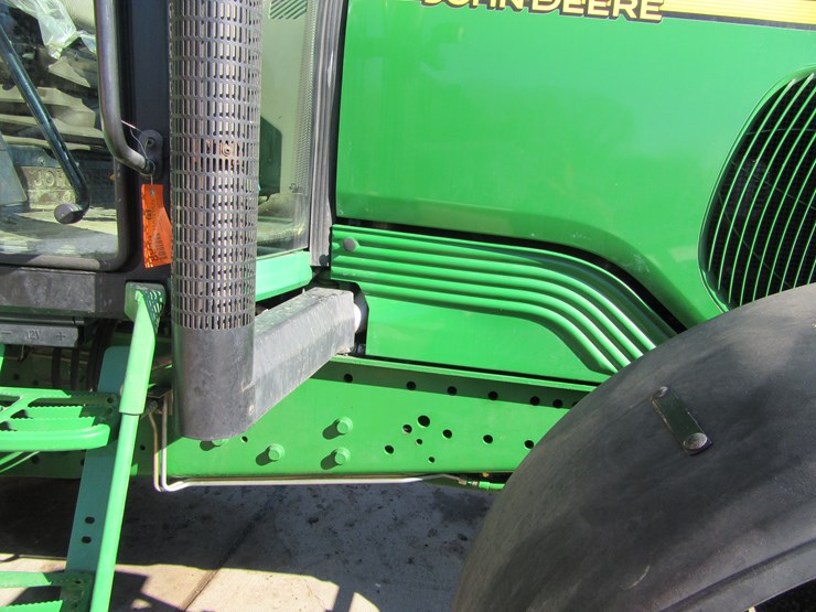 john-deere-7520-image-29