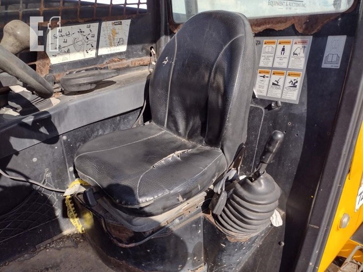 2013-jcb-527-55-image-11