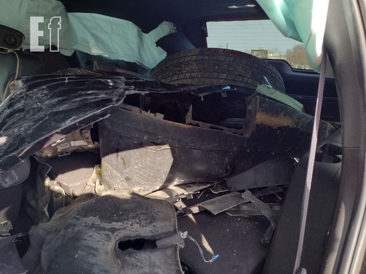 2022-gmc-yukon-slt-image-17