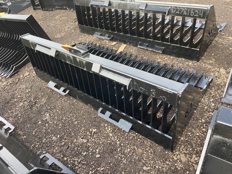 #2061-•-72"-high-side-fine-skeleton-bucket-image-3