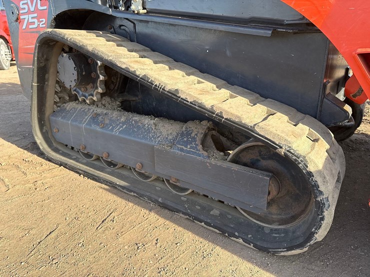 kubota-svl75-2-image-9