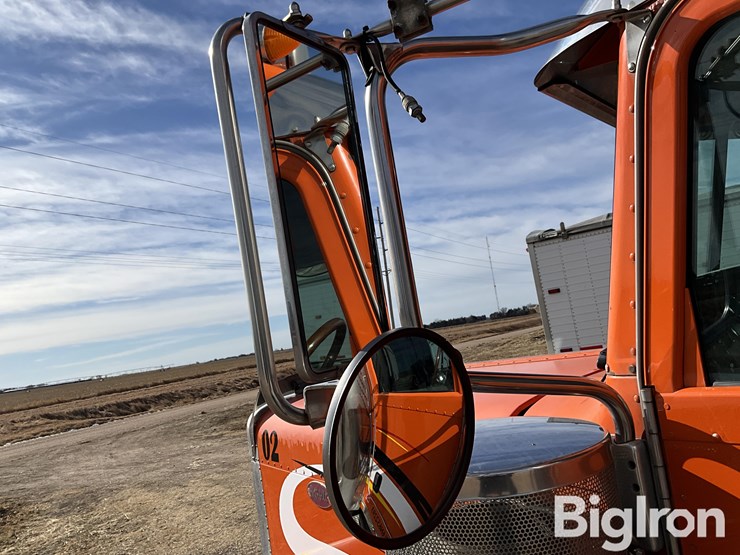 2006-peterbilt-379-image-19