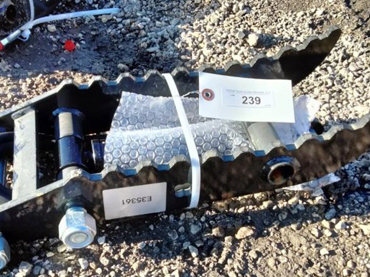 #239-•-mini-excavator-thumb-image-1