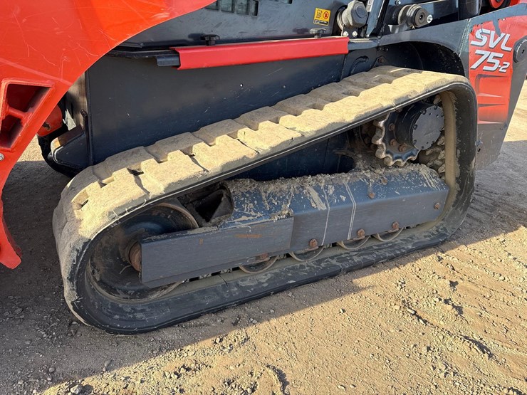 kubota-svl75-2-image-8