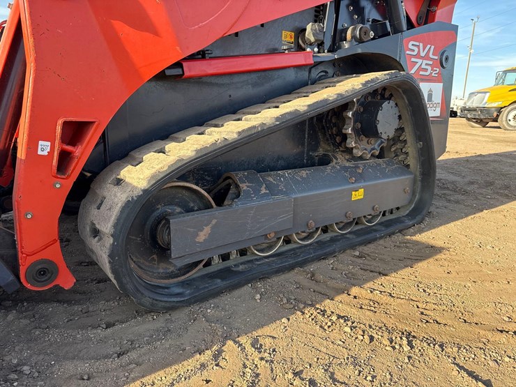 kubota-svl75-2-image-9